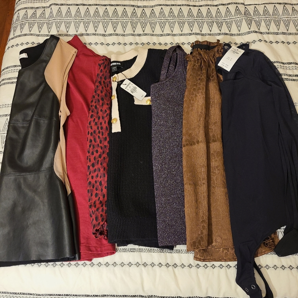Assorted tops bundle (X2)